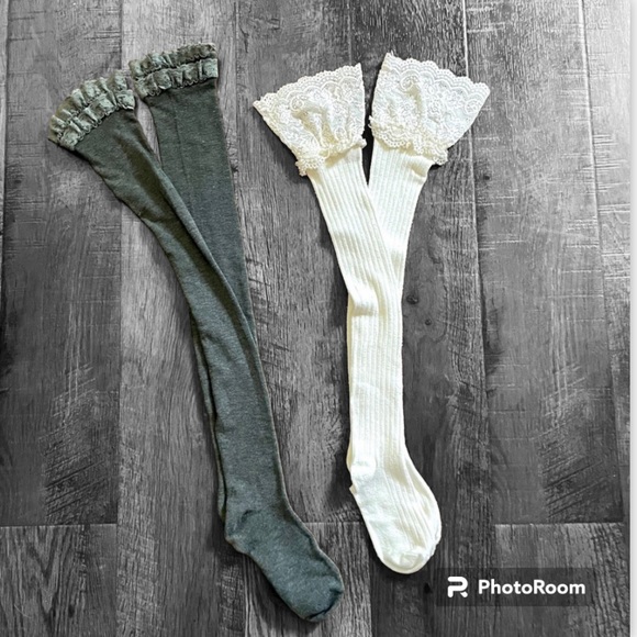 Thigh high lace trim socks, 2 pair, white/ecru and grey - Picture 2 of 12